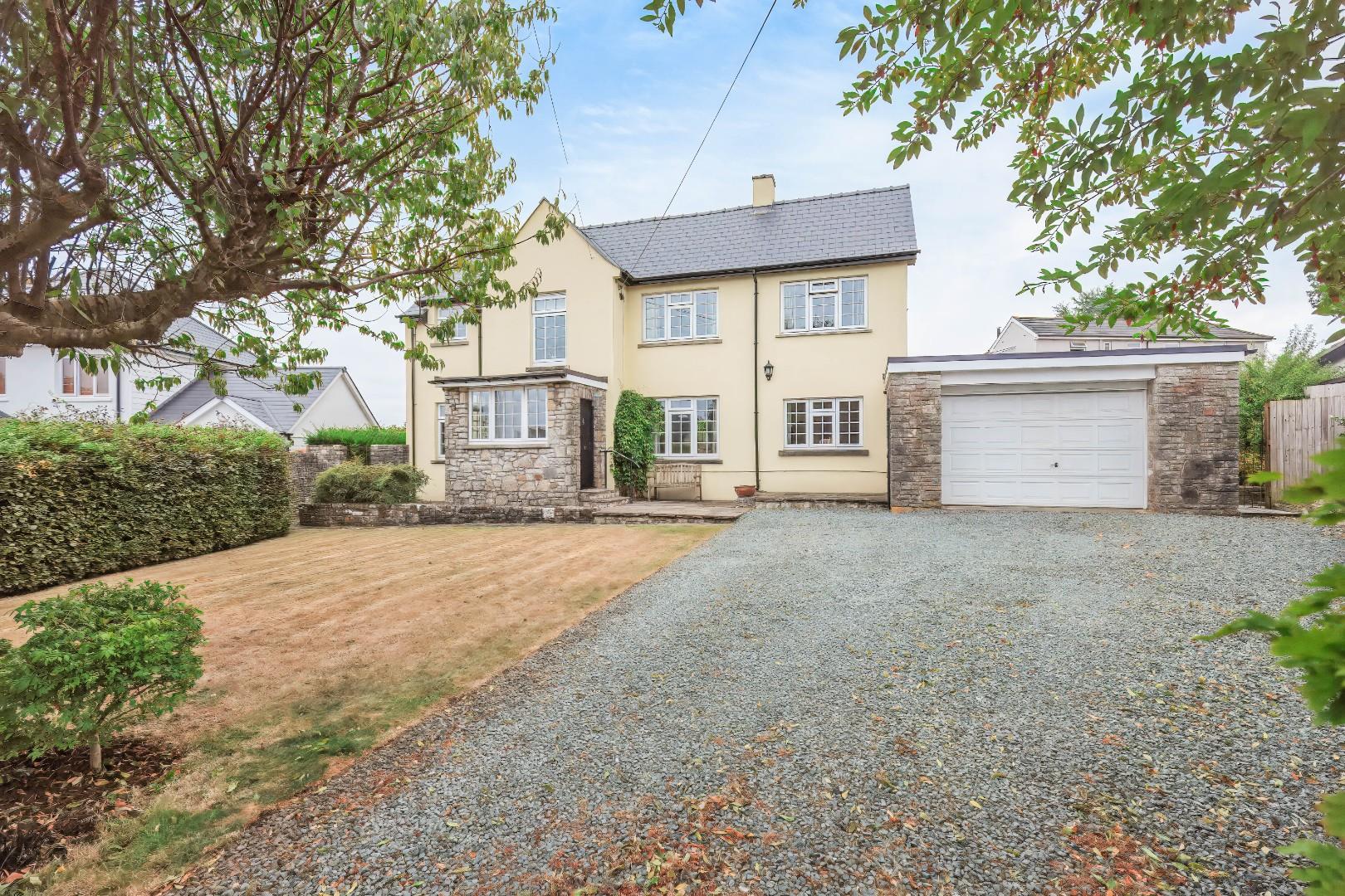 Bracklinn, St. Quentins Close, Llanblethian, Cowbridge, Vale of Glamorgan, CF71 7EZ